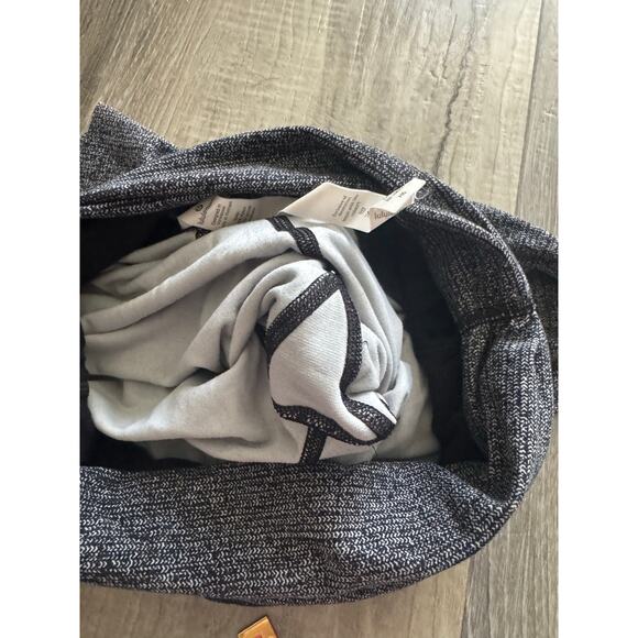 Lululemon Still Mind Foot Strap Yoga Pants Ice Gray Black Size 4 EUC - Picture 6 of 10